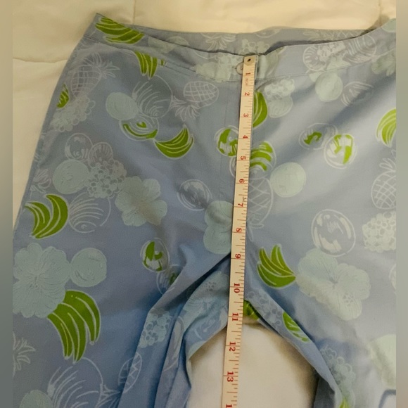 Lily Pulitzer Pineapple Print Blue Capri Pant - Picture 9 of 10